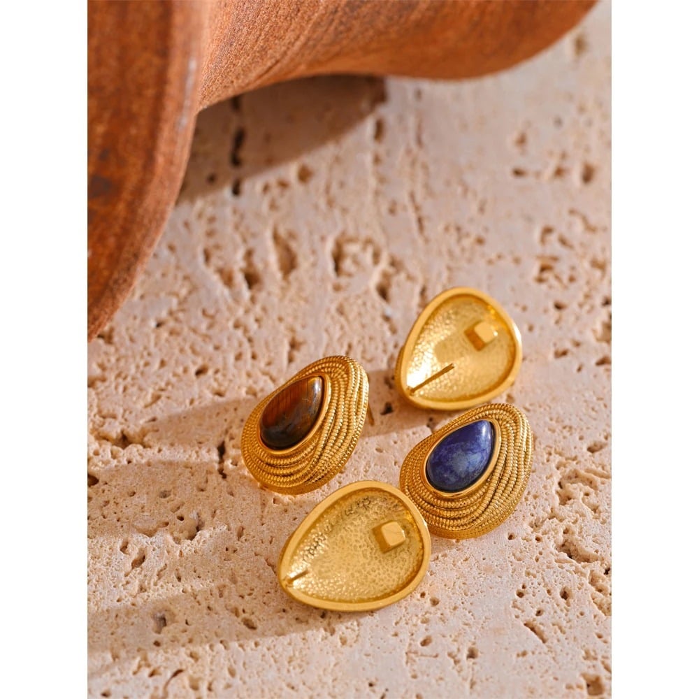 Junnia earrings, gold, teardrop-shaped, with lapis lazuli, made of 18K gold-plated stainless steel