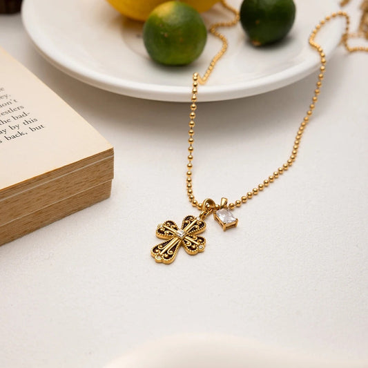 Colier Mazie, auriu, cu pandativ cruce, din otel inoxidabil placat cu aur 18K