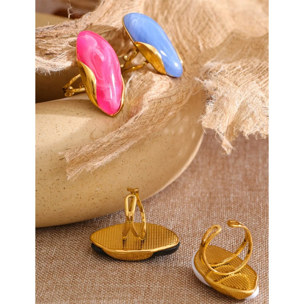 Saige ring, gold, with stone, made of 18K gold-plated stainless steel, adjustable