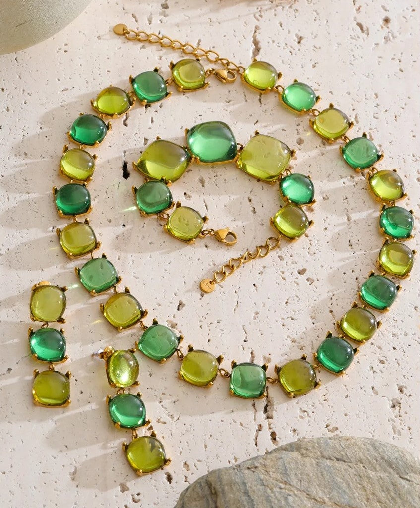 Set Aurelia, auriu, cu pietre mari patrate, din otel inoxidabil placat cu aur 18K