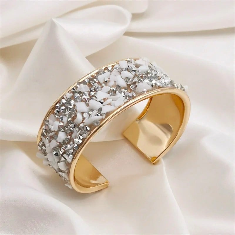 Bratara Amarilla, aurie, tip cuff, cu cristale albe si pietre argintii, reglabila