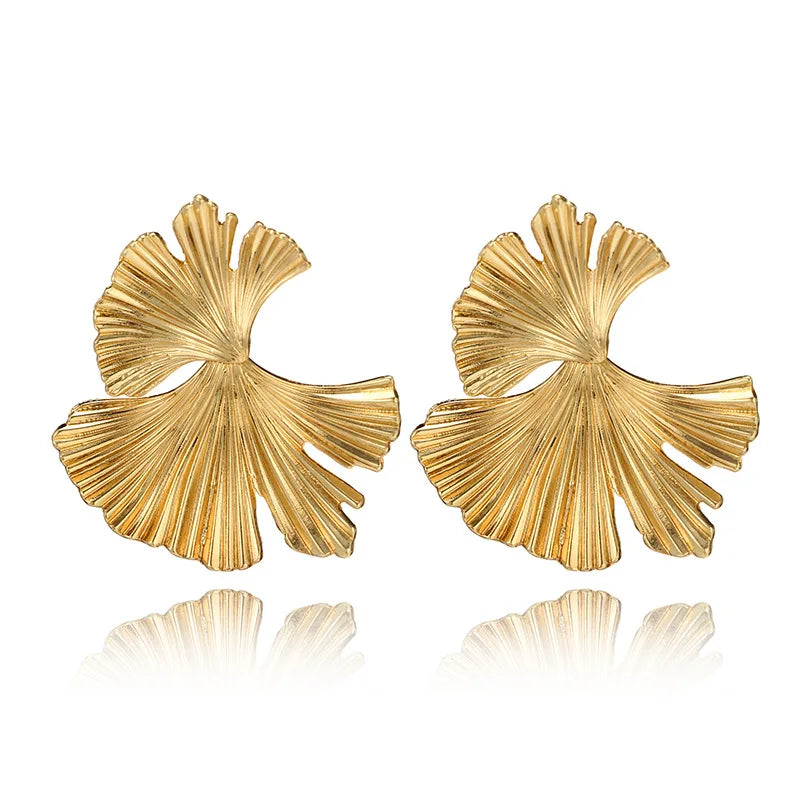 Tara Earrings, gold, ginkgo leaf shape - Glamour Collection