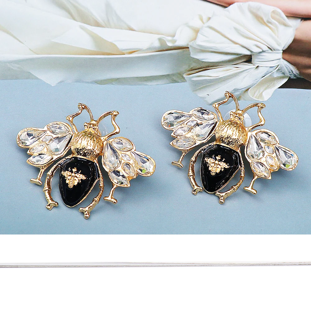 Cercei Bee, aurii, cu zirconiu, in forma de albina