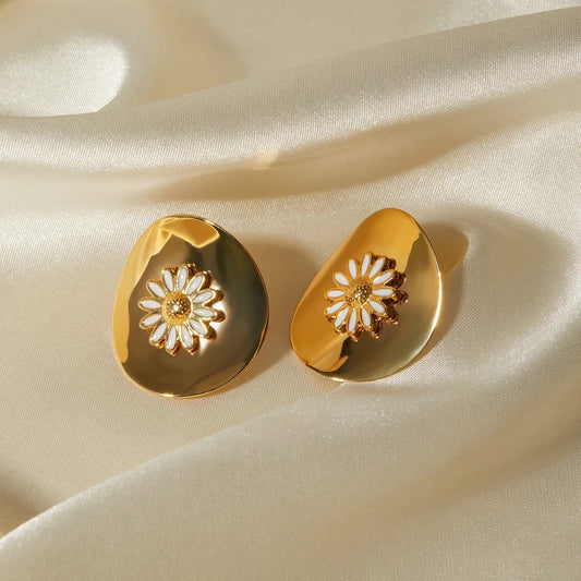 Leola Earrings, gold, round, made of 18K gold-plated stainless steel, with floral pattern - Floral Paradise Collection