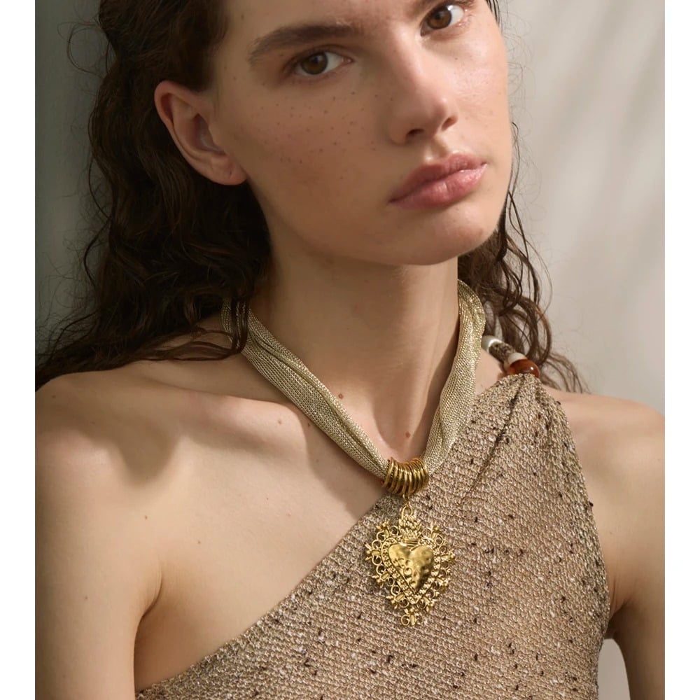 Salome Necklace, gold, with heart-shaped pendant, 18K gold-plated stainless steel - Glamour Collection