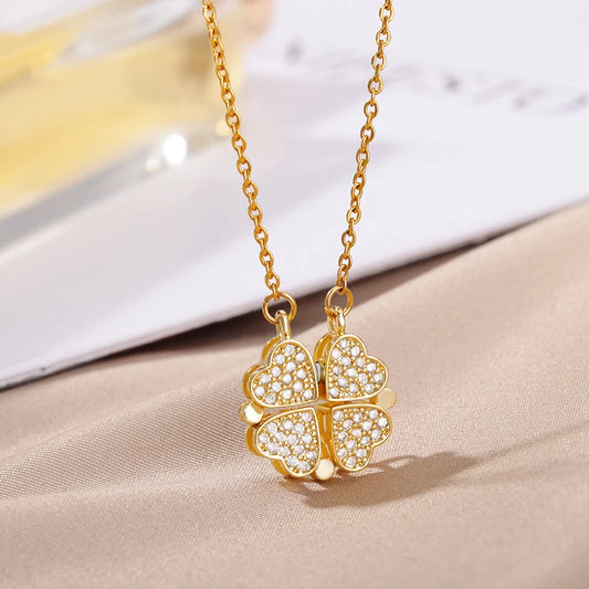 Colier Clover, auriu, din otel inoxidabil placat cu aur 18K, cu pandantiv in forma de trifoi