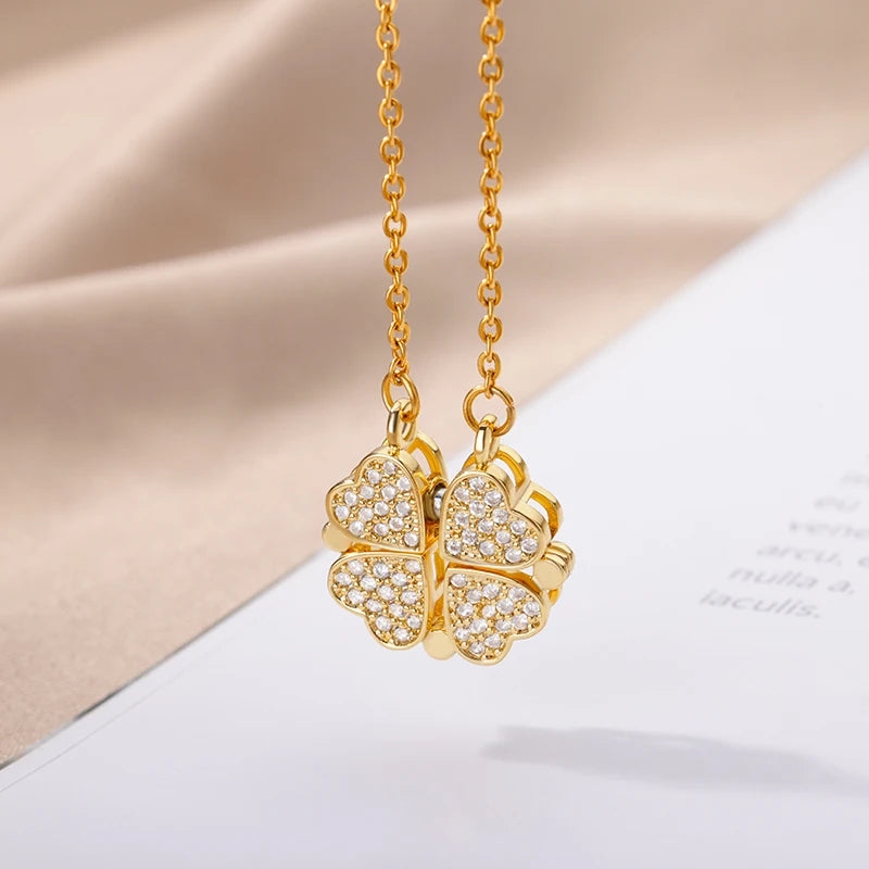 Colier Clover, auriu, din otel inoxidabil placat cu aur 18K, cu pandantiv in forma de trifoi
