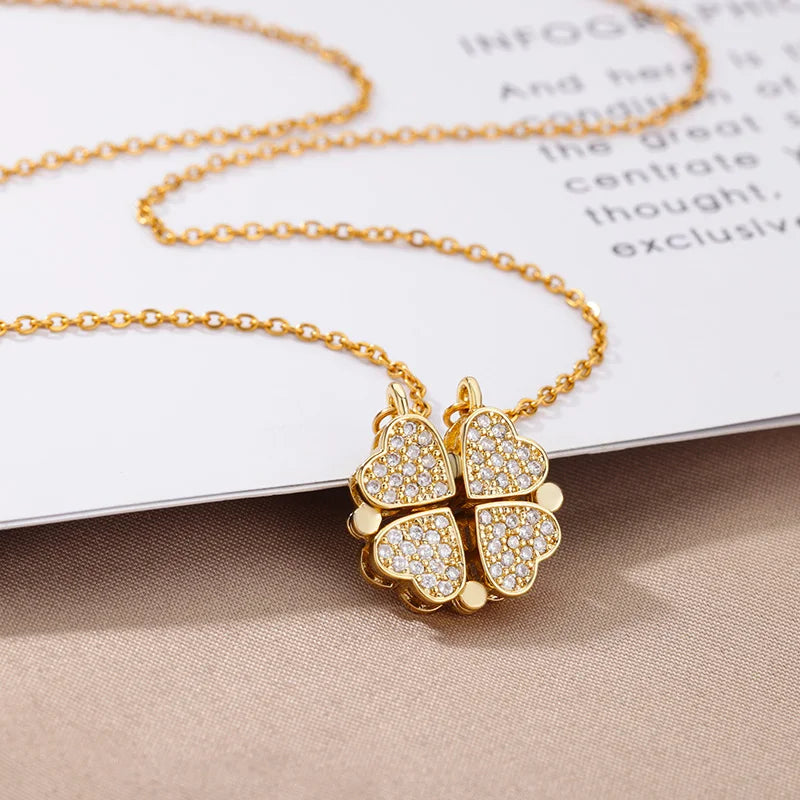 Colier Clover, auriu, din otel inoxidabil placat cu aur 18K, cu pandantiv in forma de trifoi