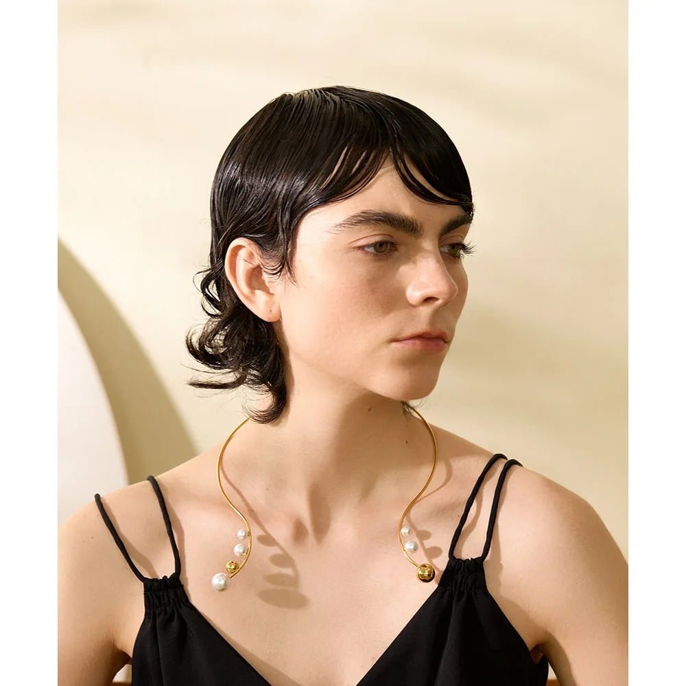 Xandra Necklace, gold, with pearls, choker style, made of 18K gold-plated stainless steel - Universe of Pearls Collection