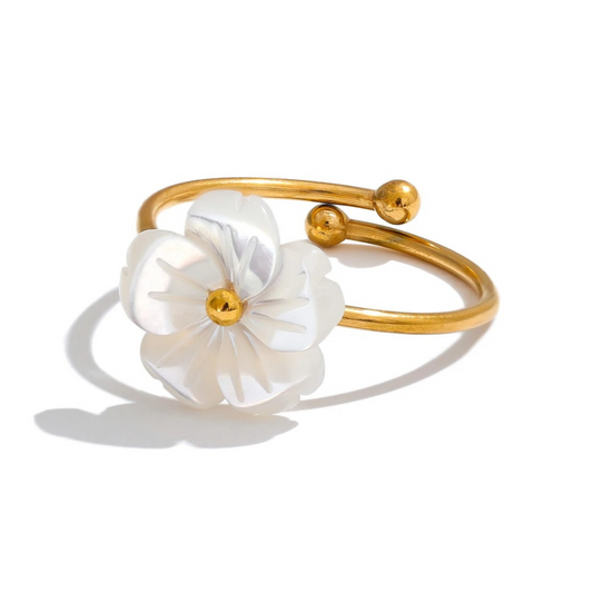 Inel Laelia, auriu, din otel inoxidabil placat cu aur 18K, cu model floral, reglabil - Colectia Floral Paradise