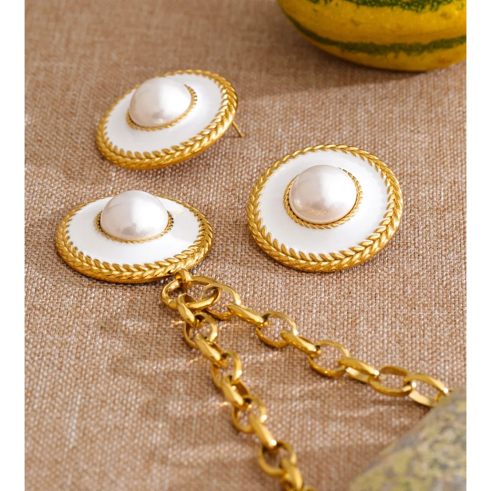 Cercei Sandy, rotunzi, aurii, cu perle si model statement, din otel inoxidabil placat cu aur 18K - Colectia Universe of Pearls