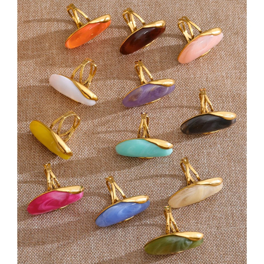 Saige ring, gold, with stone, made of 18K gold-plated stainless steel, adjustable