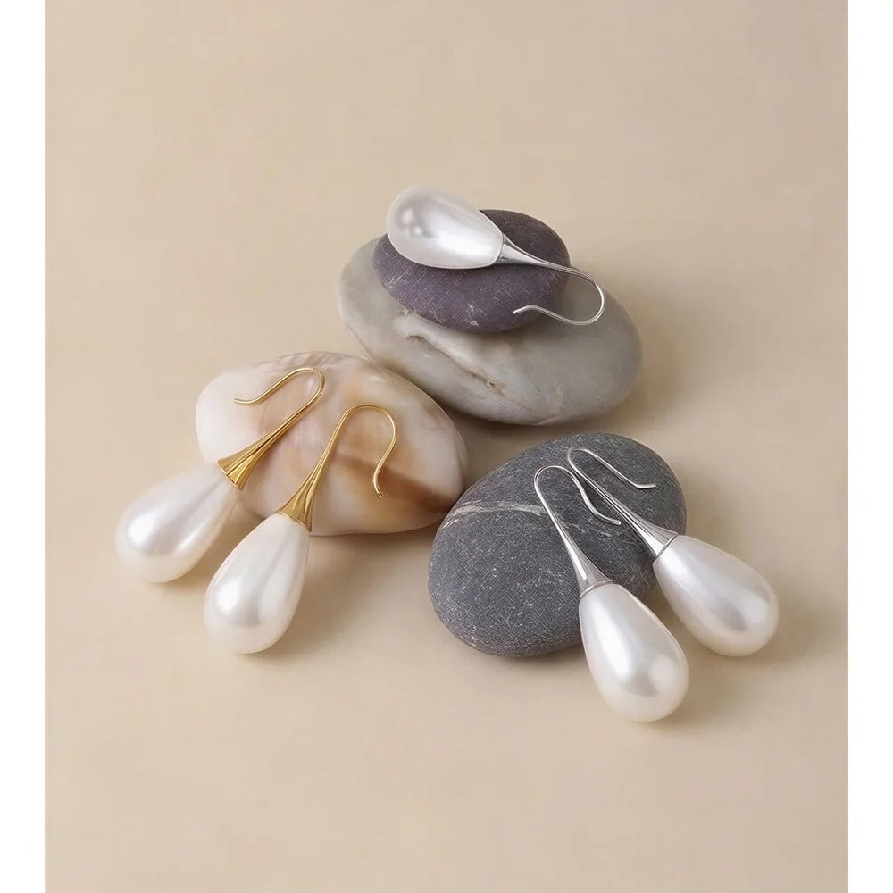 Cercei Meredith, aurii, cu perle mari, din otel inoxidabil placat cu aur 18K - Colectia Universe of Pearls