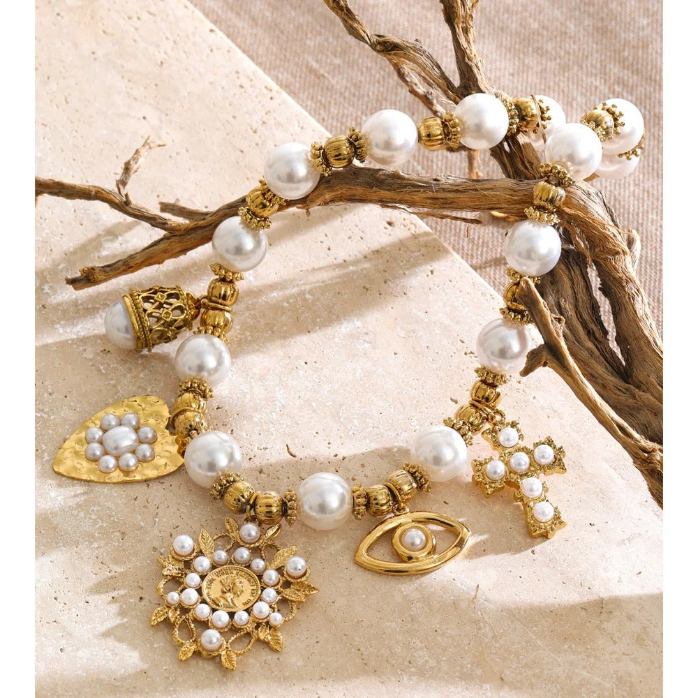 Colier statement Marigold, auriu, cu perle si 5 charm-uri, din otel inoxidabil placat cu aur 18K - Colectia Universe of Pearls