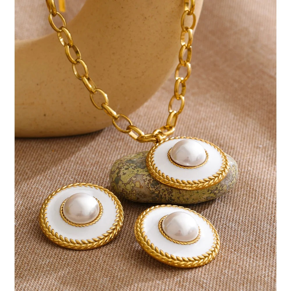 Cercei Sandy, rotunzi, aurii, cu perle si model statement, din otel inoxidabil placat cu aur 18K - Colectia Universe of Pearls